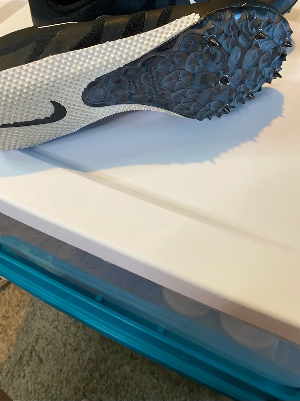 Nike Zoom Rivals With 7 Spikes Mens 10 .5 White And Black Track Shoes.